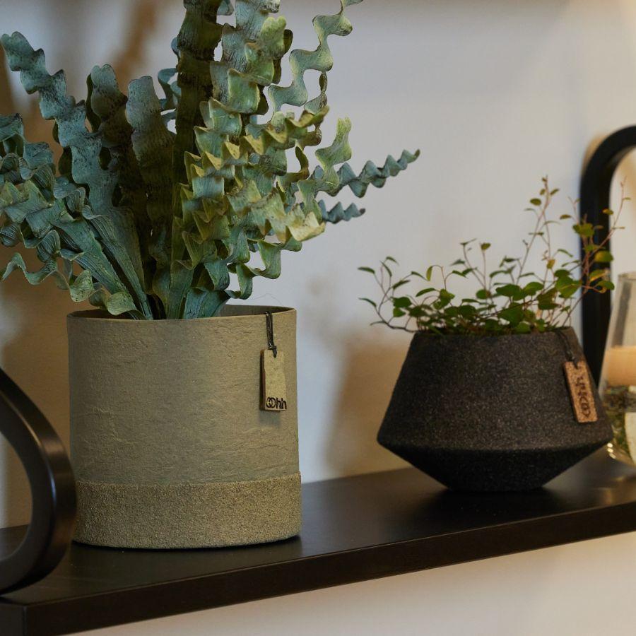 Kültéri kaspó előkertben