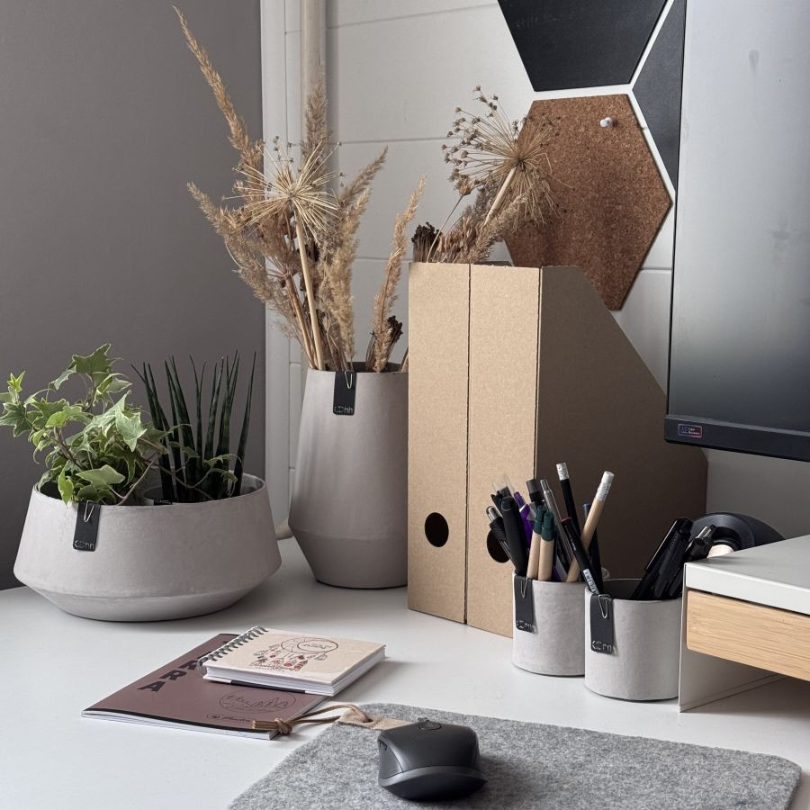 Kültéri kaspó előkertben