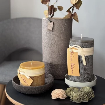 DESIGN EDIT WOOD’z Edge váza és gyertya szett alátétekkel - taupe DESIGN EDIT WOOD’z Edge váza és gyertya szett alátétekkel - taupe