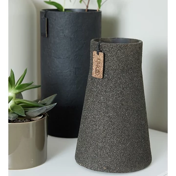 WOOD’z váza kézzel készítve, kávébarna színben, fenntartható anyagból