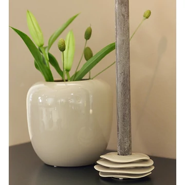 Lily gyertyatartó fényes homokszínben, S méret