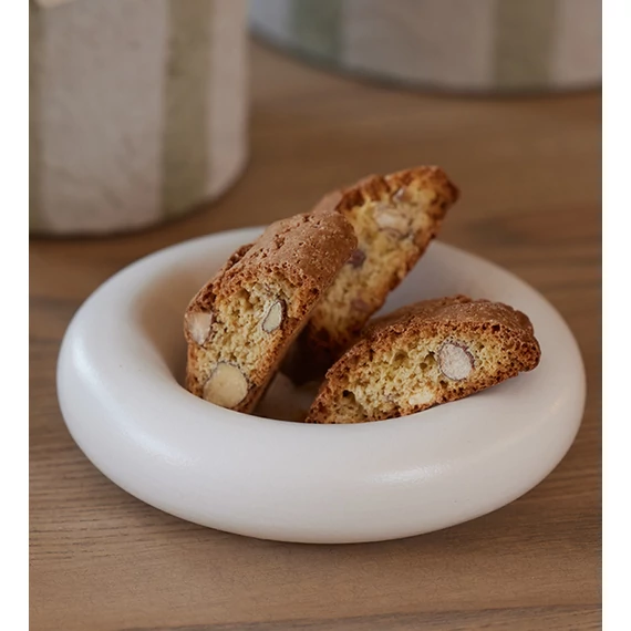 Matt fehér kerámia kis tálka falatok és desszertek tálalásához