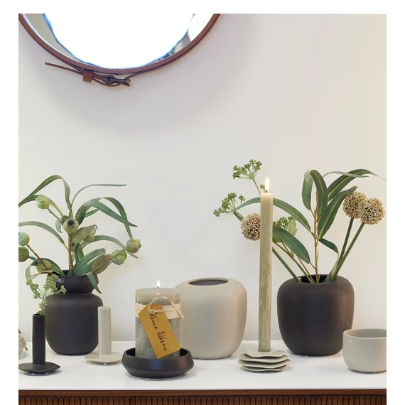 Időtlen design – Ania tálka matt fekete felülettel