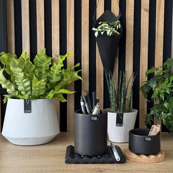 ÖKO FILC kültéri kúpos tároló akasztóval - fekete - M