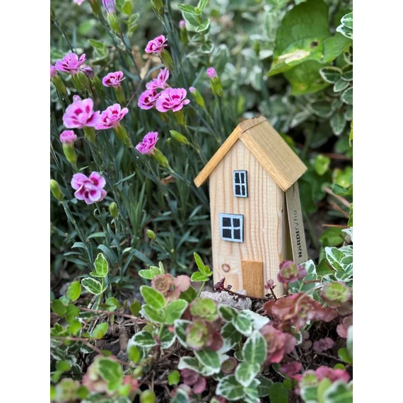 Színes fa házikó, natúr, S