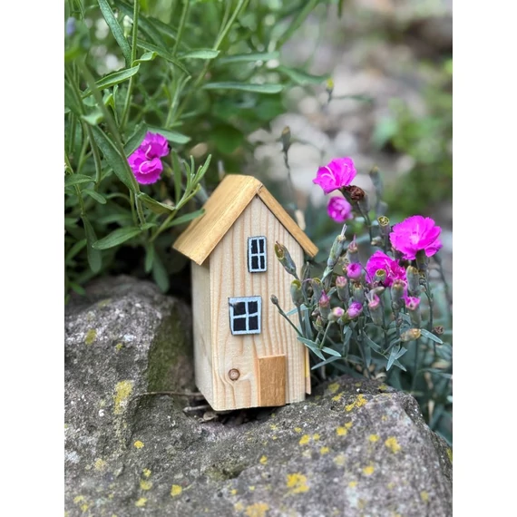 Színes fa házikó, natúr, S